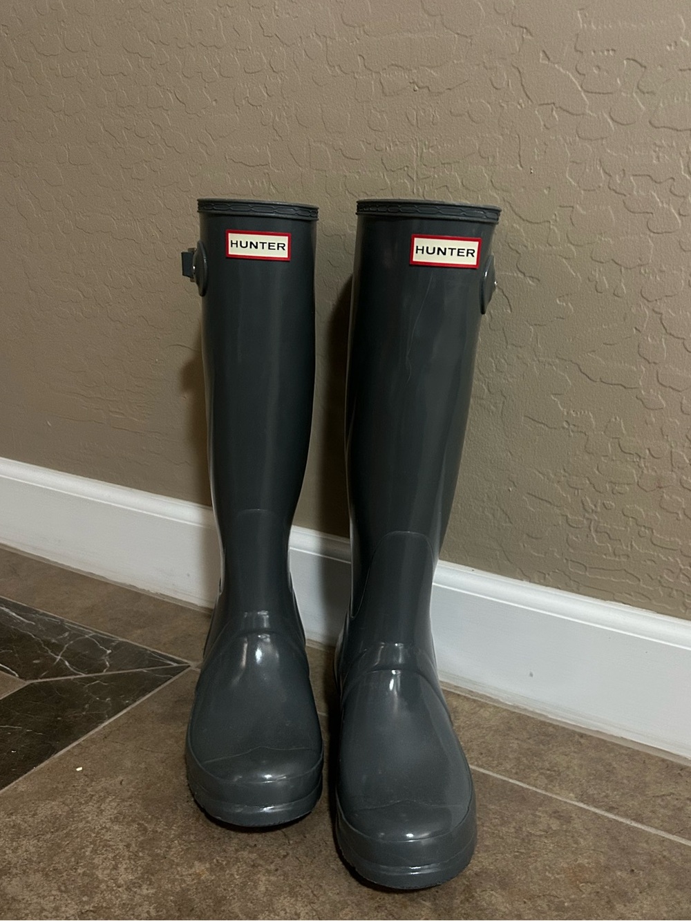 Hunter Tall Gloss Rain Boots in Gray
